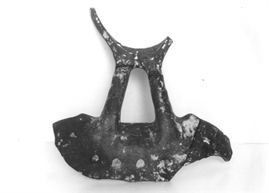 tazza attingitoio con ansa ad appendice semilunata